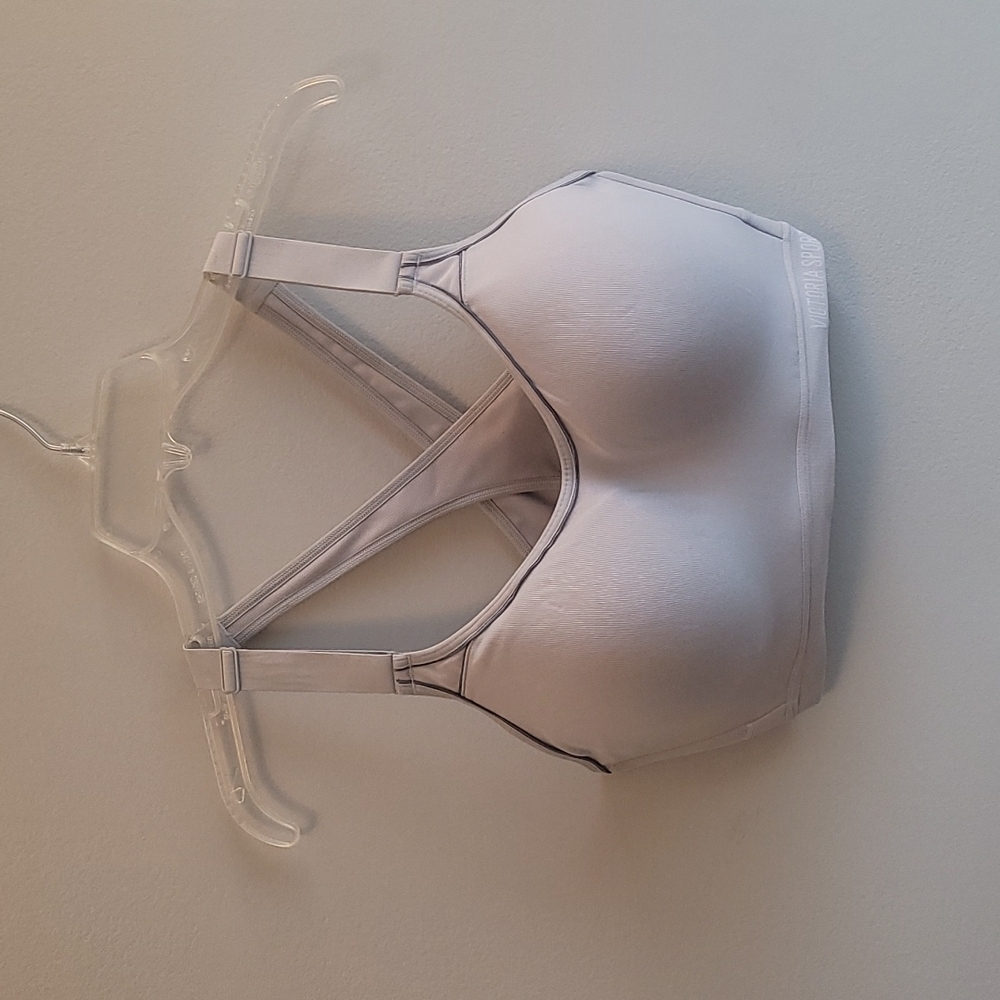 VS Incredible sports bra, 36DD